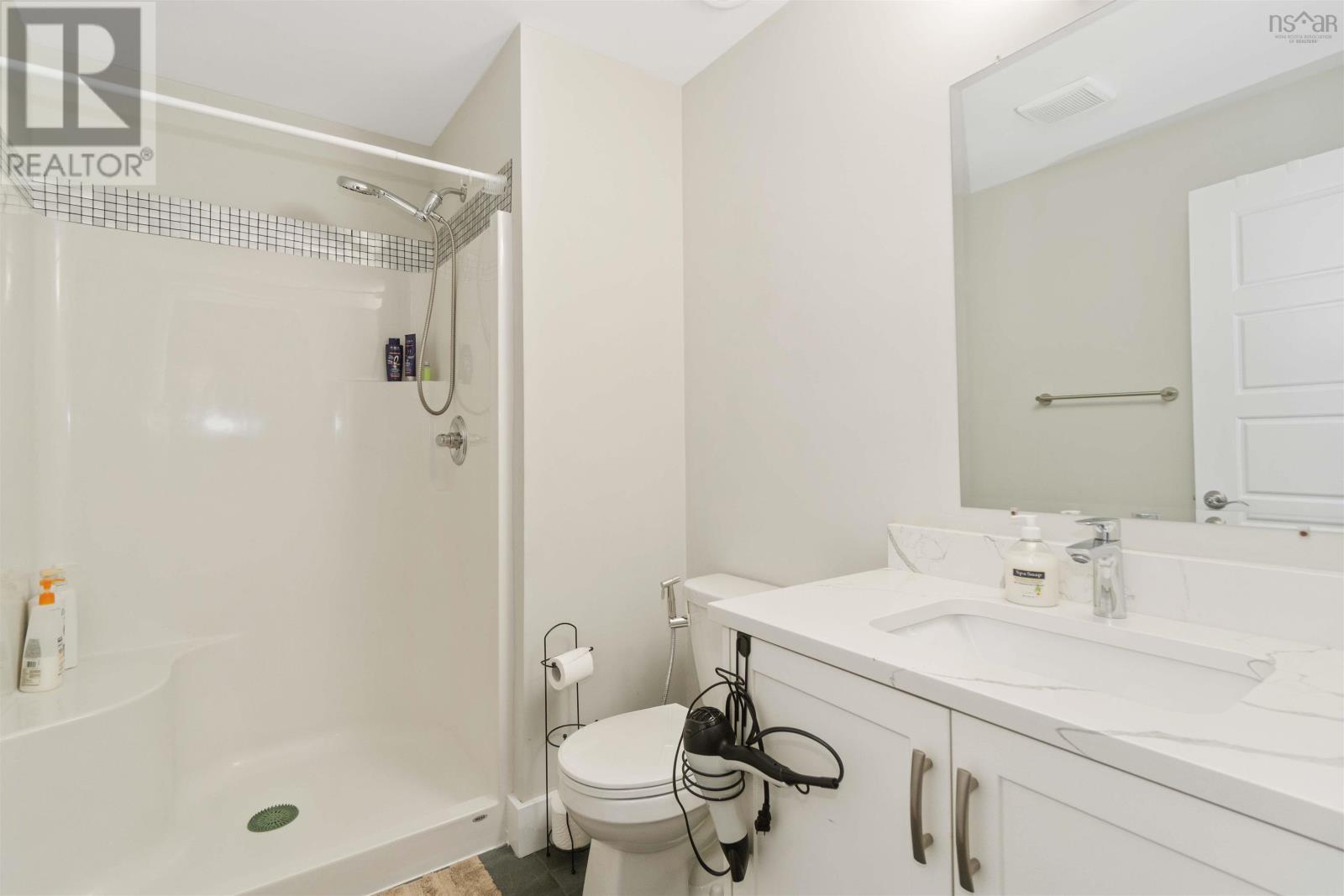 Property 29 of 46 of 11 Poonam Court