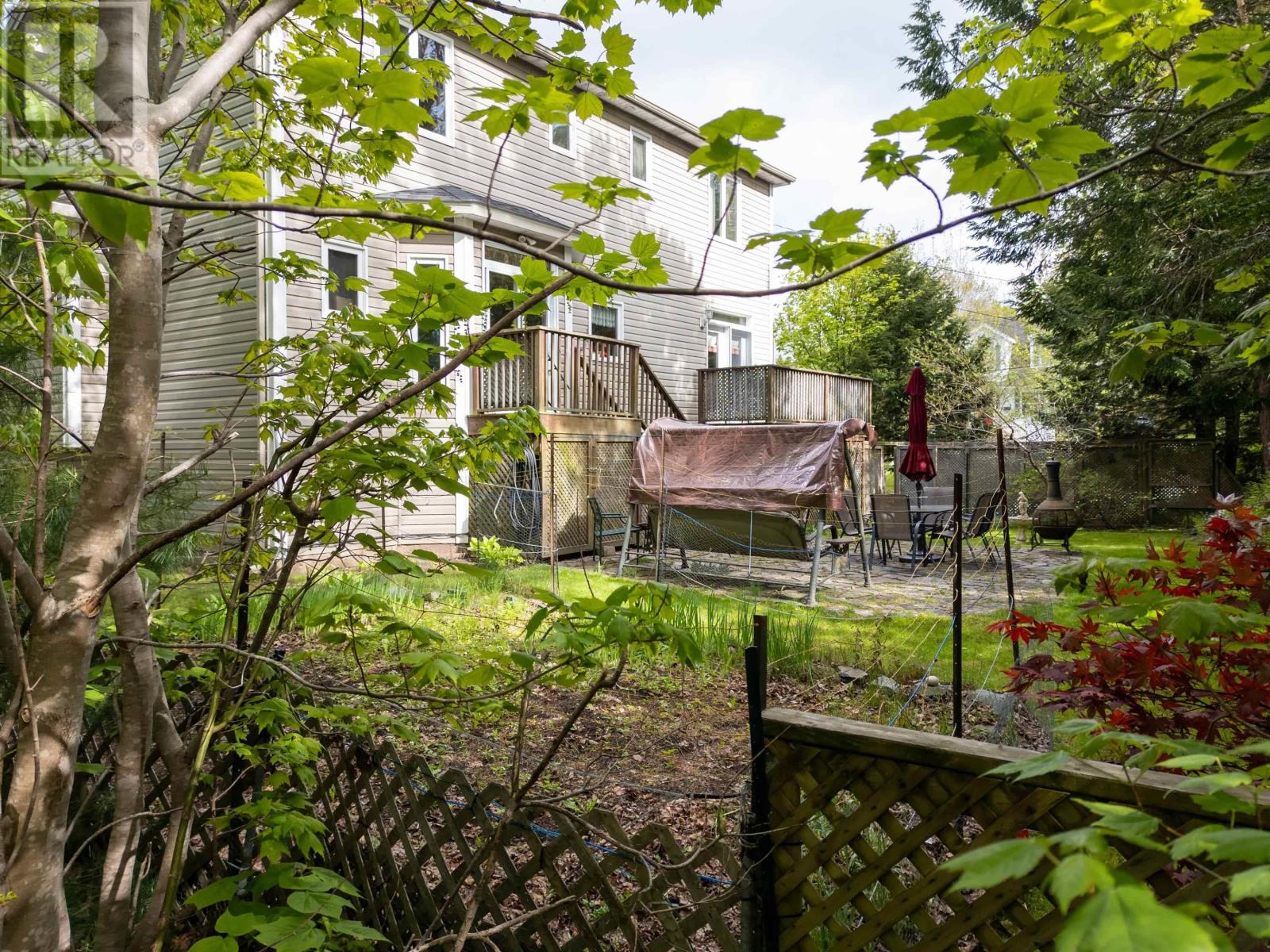 Property 38 of 51 of 11 Millview Avenue