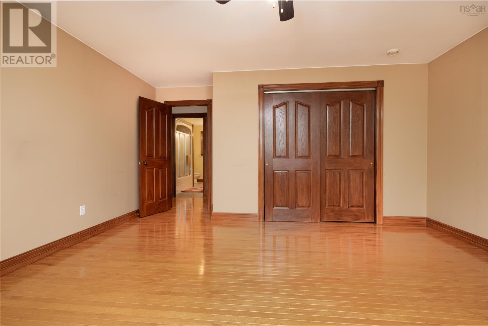 Property 26 of 51 of 11 Millview Avenue