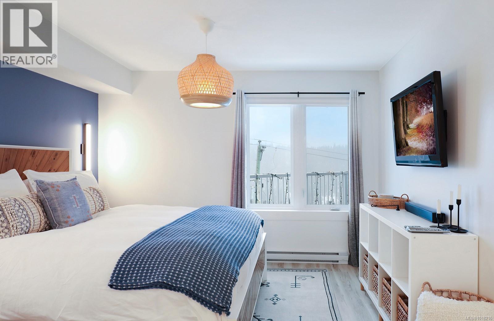 212 1320 Henry Rd, Courtenay