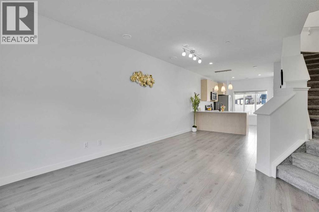 Single Family House for Sale in  LUCAS Boulevard Livingston Calgary 