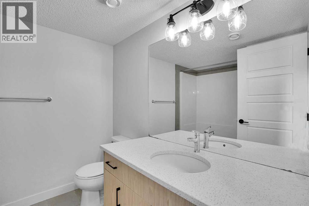 Single Family House for Sale in  LUCAS Boulevard Livingston Calgary 