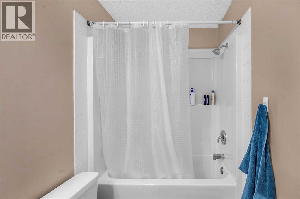 Single Family House for Sale in  Saddlemont Way NE Saddle Ridge Calgary 