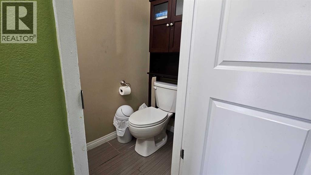 Single Family House for Sale in  Whitewood Place NE Whitehorn Calgary 