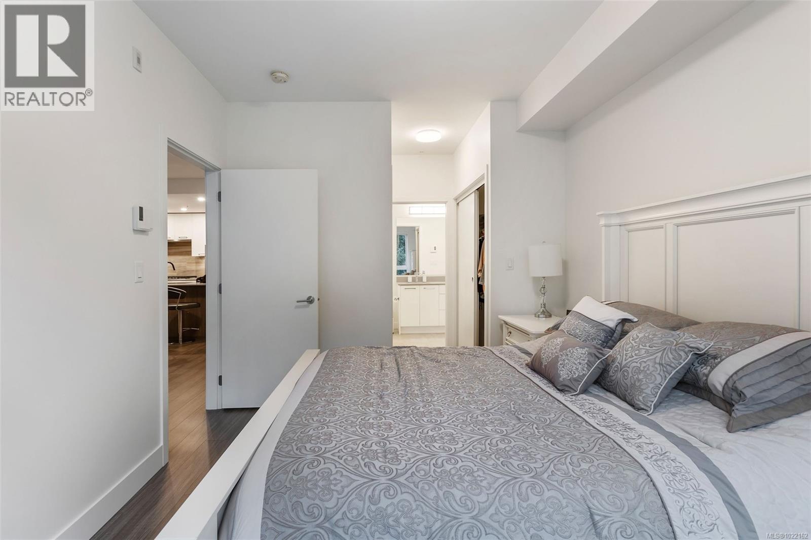 211 960 Reunion Ave, Langford