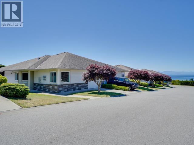 4415 MANSON AVE, Powell River - Exteriors - Full Complex View - Photo 13