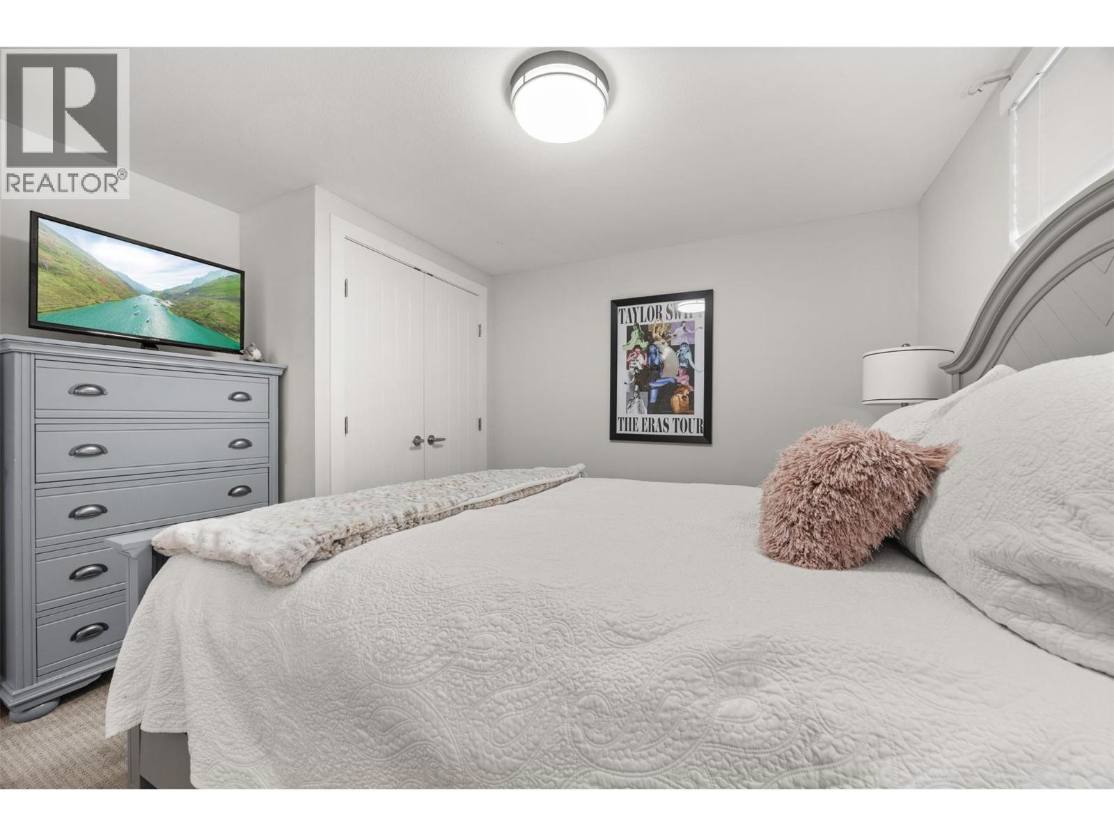  1255 Rio Drive, Kelowna