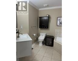 386 Gilpin Drive, Newmarket, ON L3X3H2 Photo 6