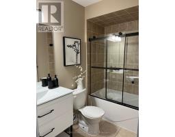 386 Gilpin Drive, Newmarket, ON L3X3H2 Photo 8