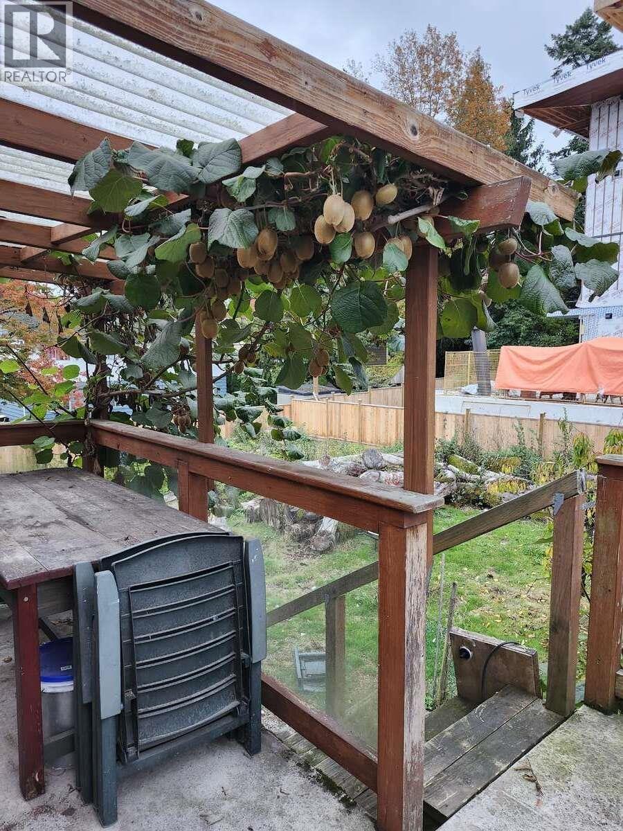 21796 HOWISON AVENUE - Photo 4 of 24, Maple Ridge, British Columbia