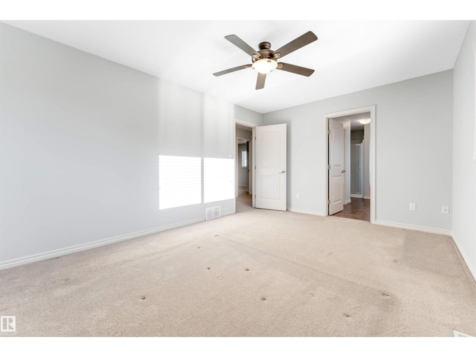 6723 19 AV SW, Edmonton