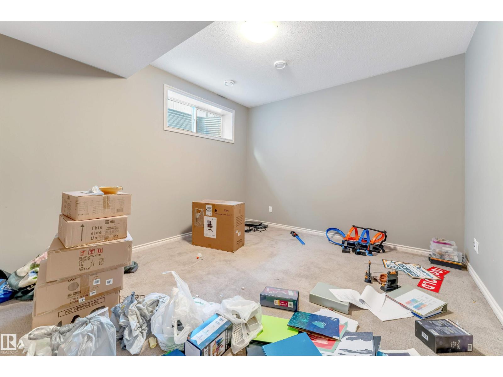 6723 19 AV SW, Edmonton