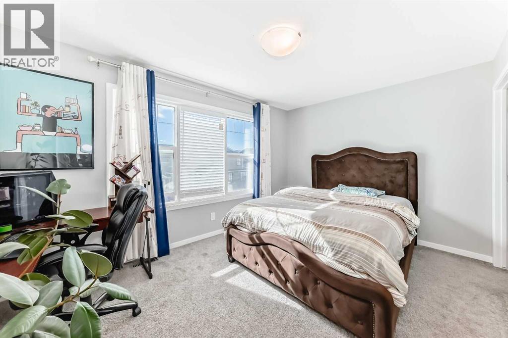 Single Family House for Sale in  Howse Mount NE Livingston Calgary 