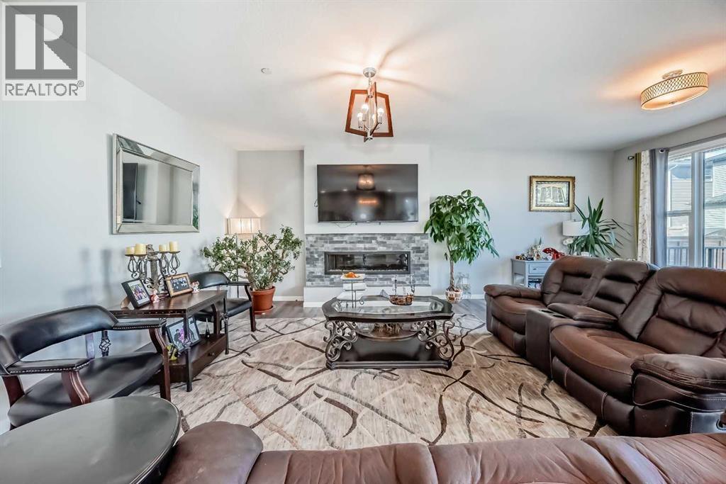 Single Family House for Sale in  Howse Mount NE Livingston Calgary 