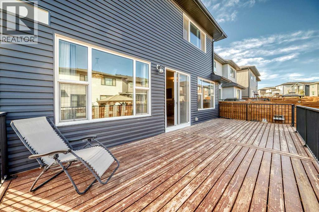 Single Family House for Sale in  Howse Mount NE Livingston Calgary 