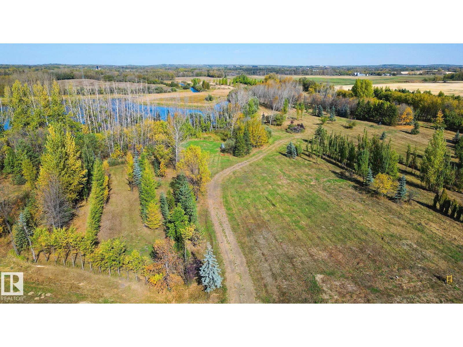 1020 HIGHWAY 16, Rural Parkland County