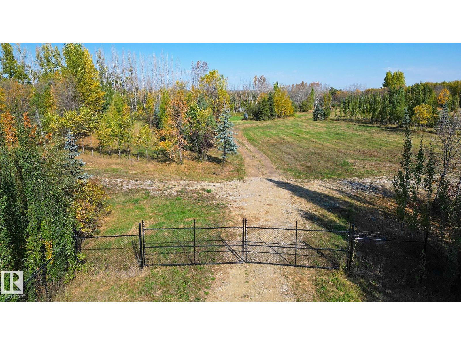 1020 HIGHWAY 16, Rural Parkland County