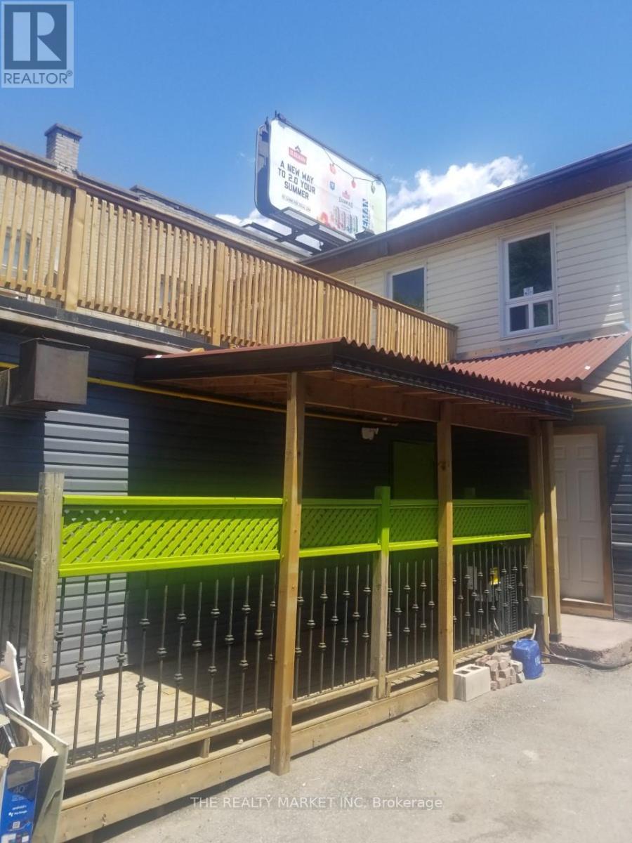 430 SIMCOE STREET S - Photo 2 of 5, Oshawa (Lakeview), Ontario