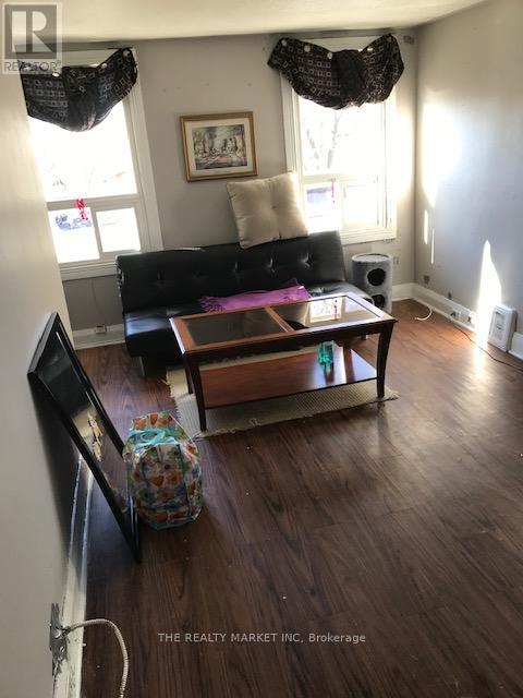 430 SIMCOE STREET S - Photo 3 of 5, Oshawa (Lakeview), Ontario