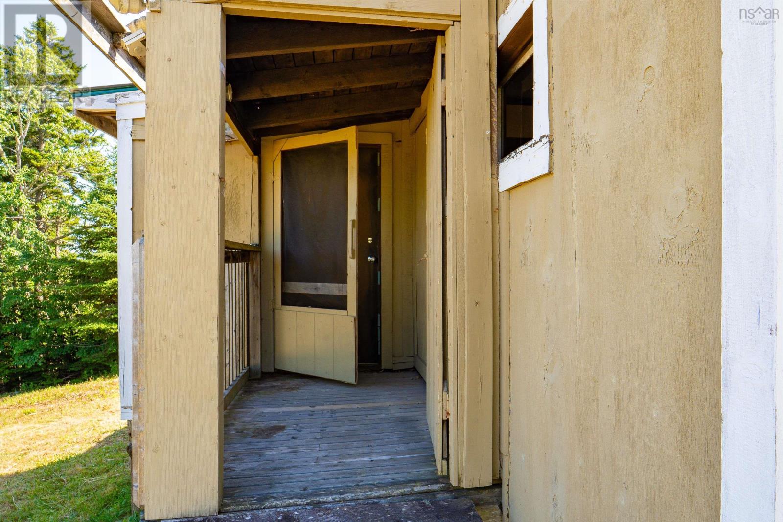 Property 11 of 50 of 1286 Elderkin Road