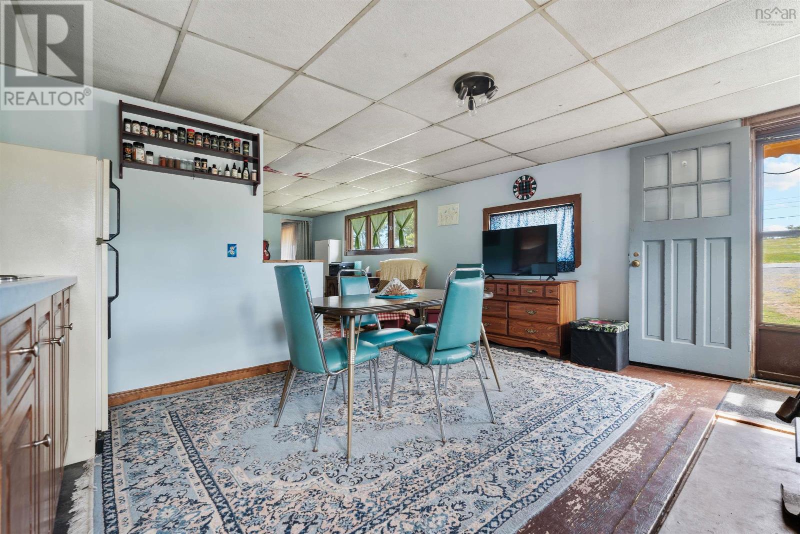 Property 9 of 32 of 7 & 23 Lynn Road