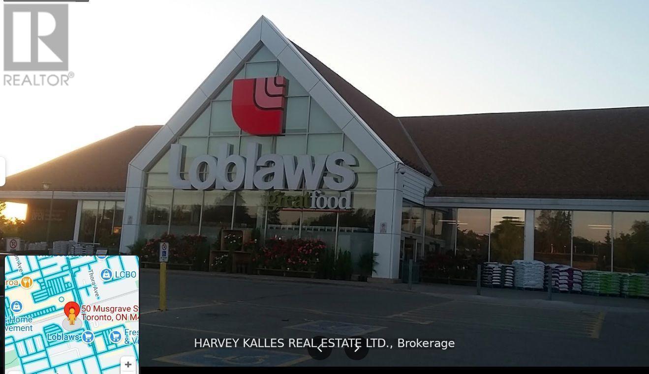 Single Family House for Sale in ROOM   LEYTON AVENUE Toronto (Oakridge) 