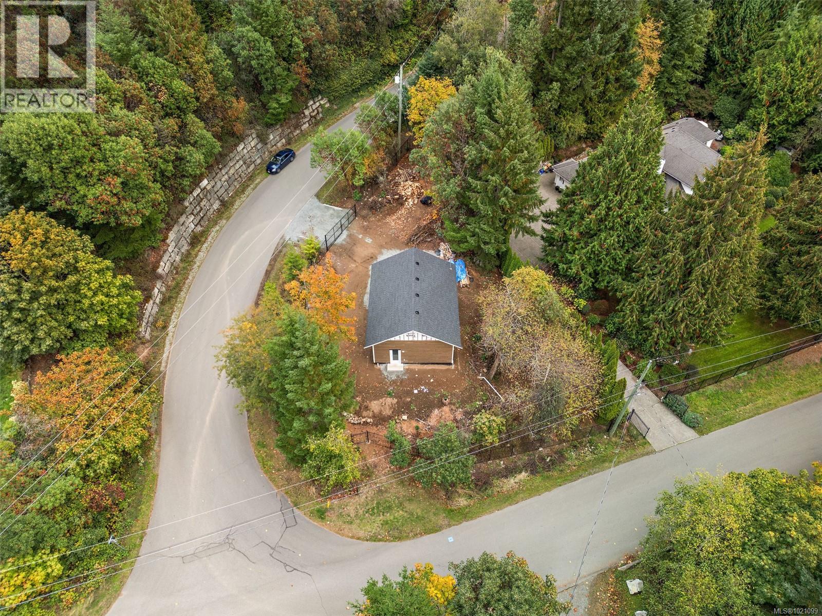 11327 Nitinat Rd, North Saanich