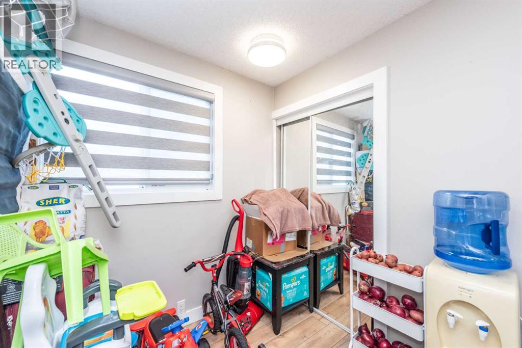 Single Family House Bi-level for Sale in  Falton Rise NE Falconridge Calgary 