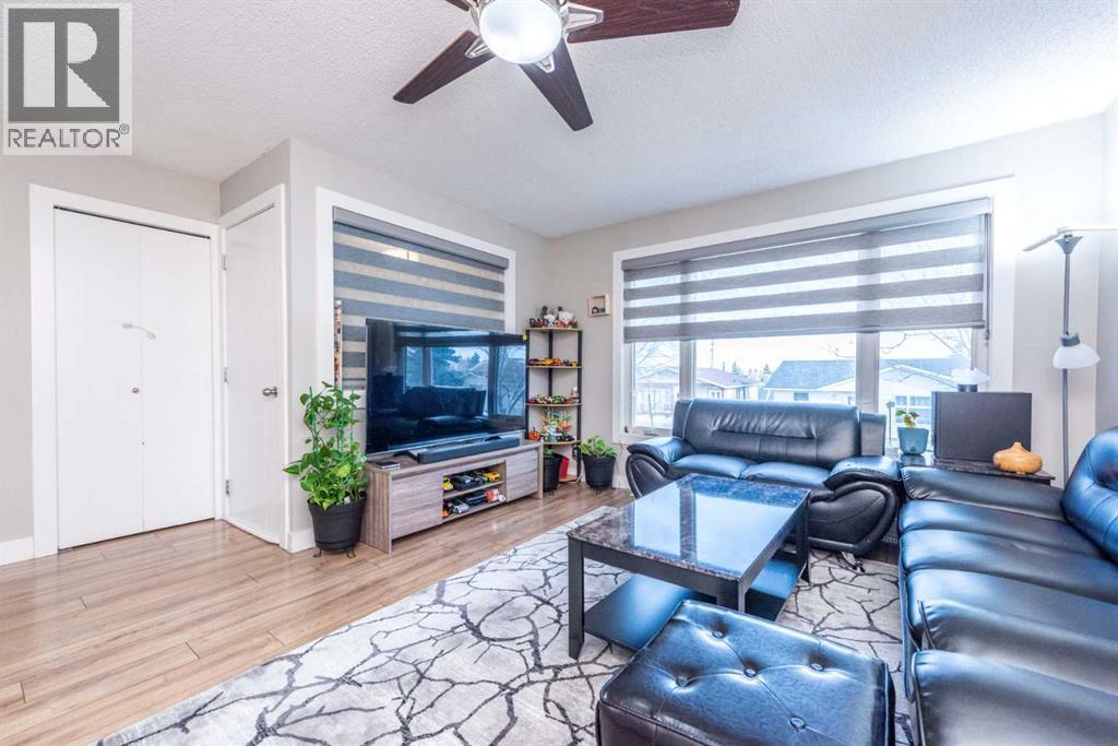 Single Family House Bi-level for Sale in  Falton Rise NE Falconridge Calgary 