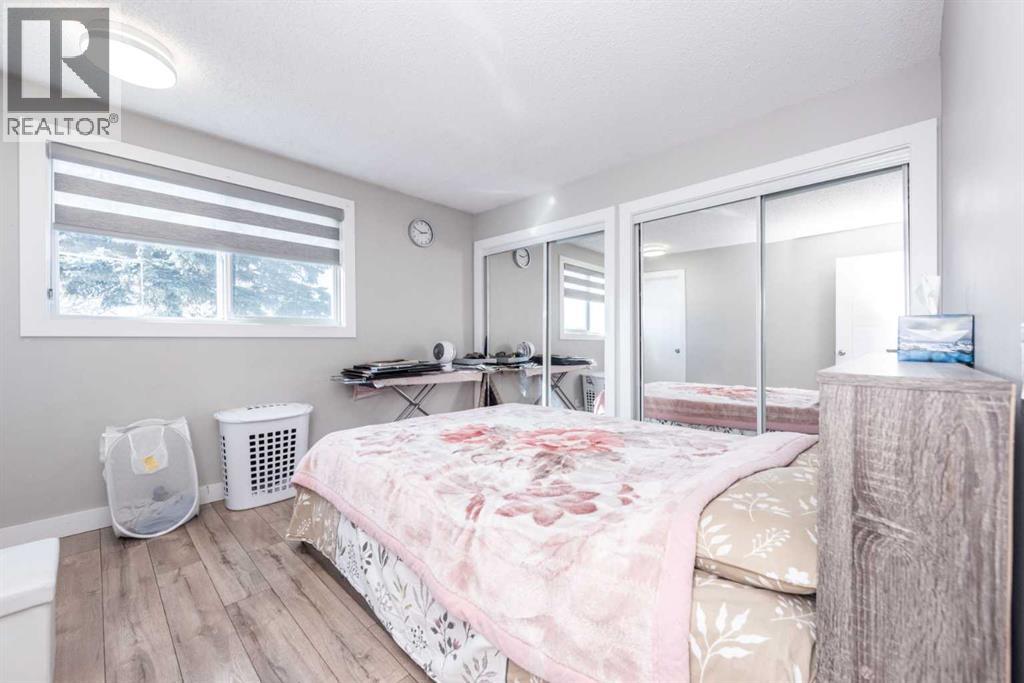 Single Family House Bi-level for Sale in  Falton Rise NE Falconridge Calgary 