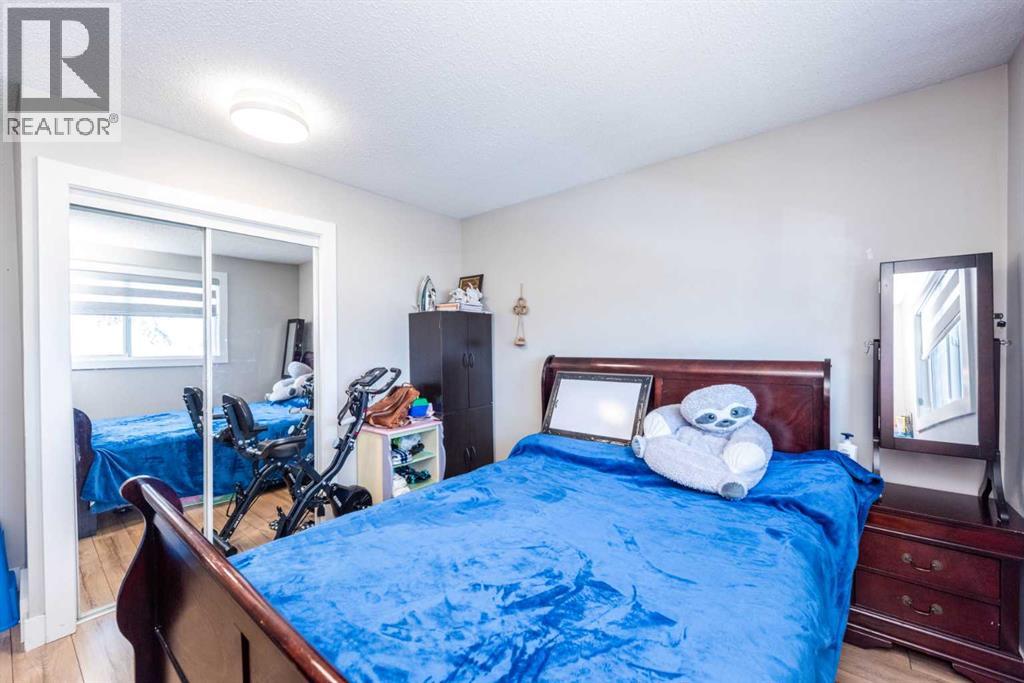 Single Family House Bi-level for Sale in  Falton Rise NE Falconridge Calgary 