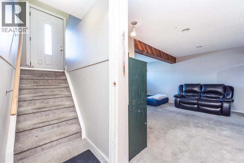 Single Family House Bi-level for Sale in  Falton Rise NE Falconridge Calgary 