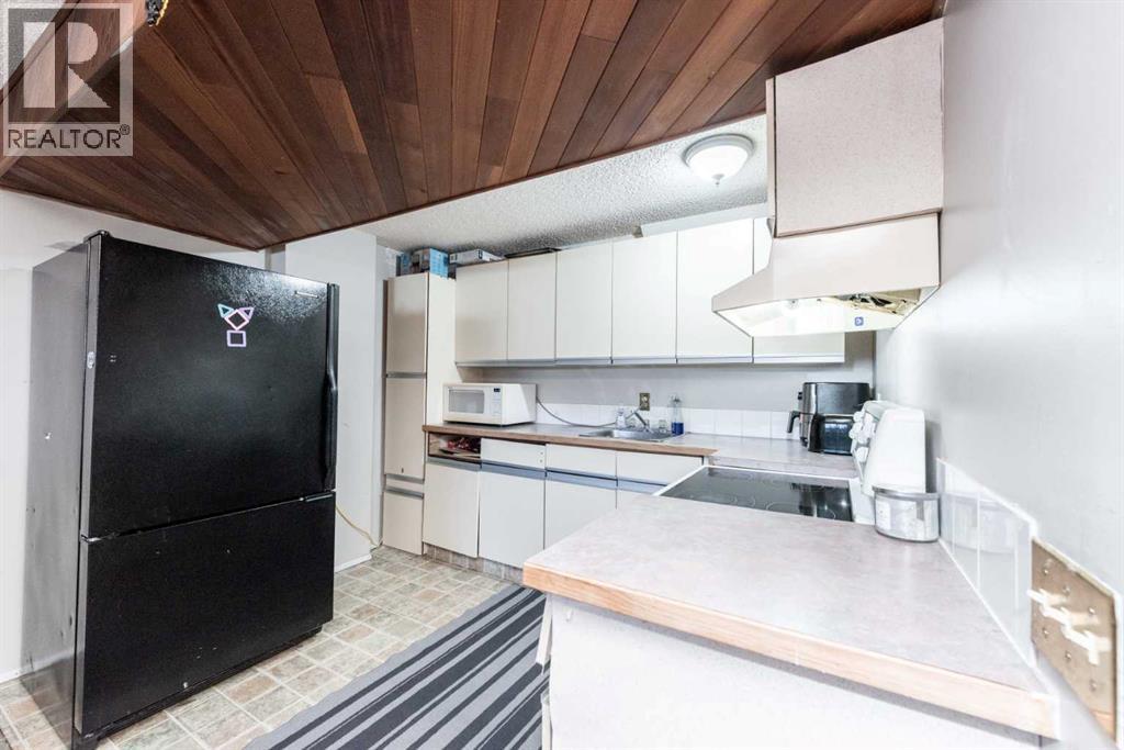 Single Family House Bi-level for Sale in  Falton Rise NE Falconridge Calgary 