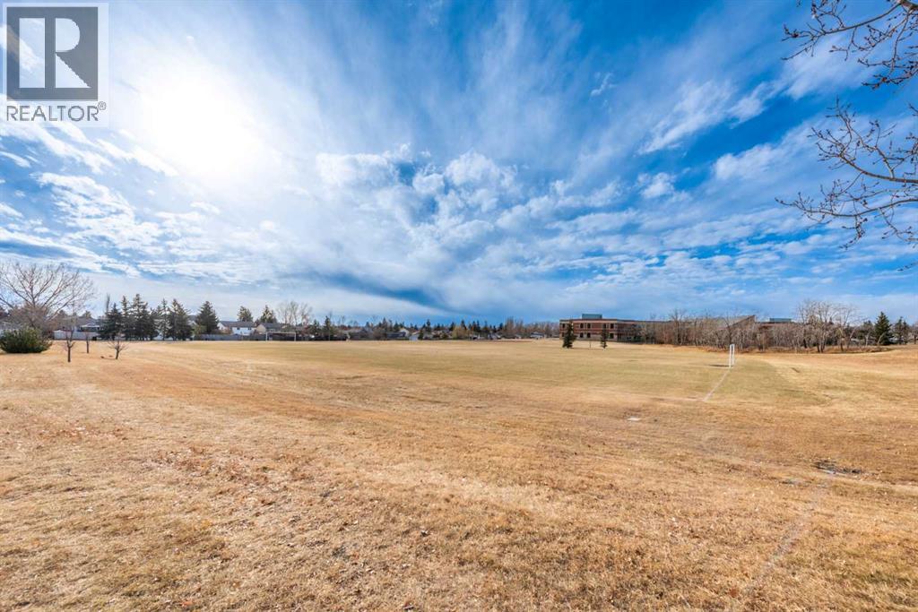 Single Family House Bi-level for Sale in  Falton Rise NE Falconridge Calgary 