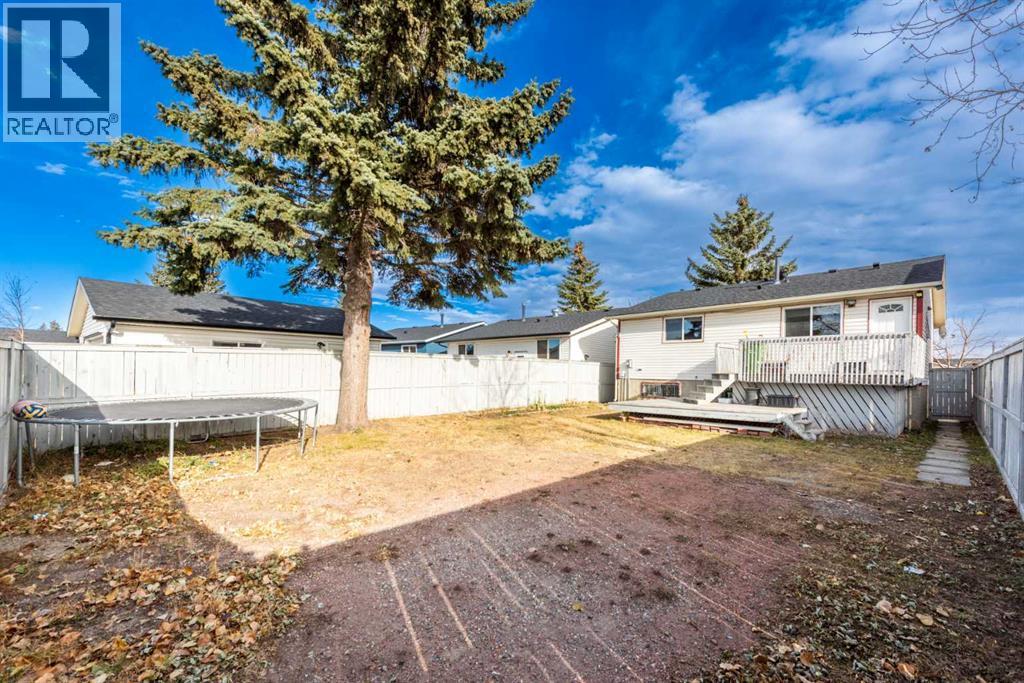 Single Family House Bi-level for Sale in  Falton Rise NE Falconridge Calgary 