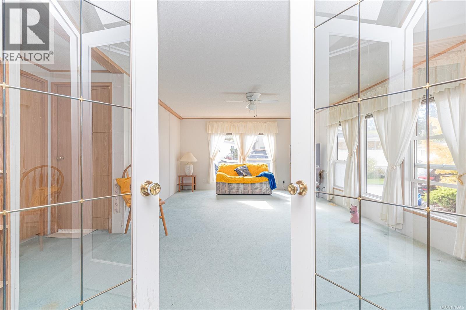  2574 Heron Way, Central Saanich