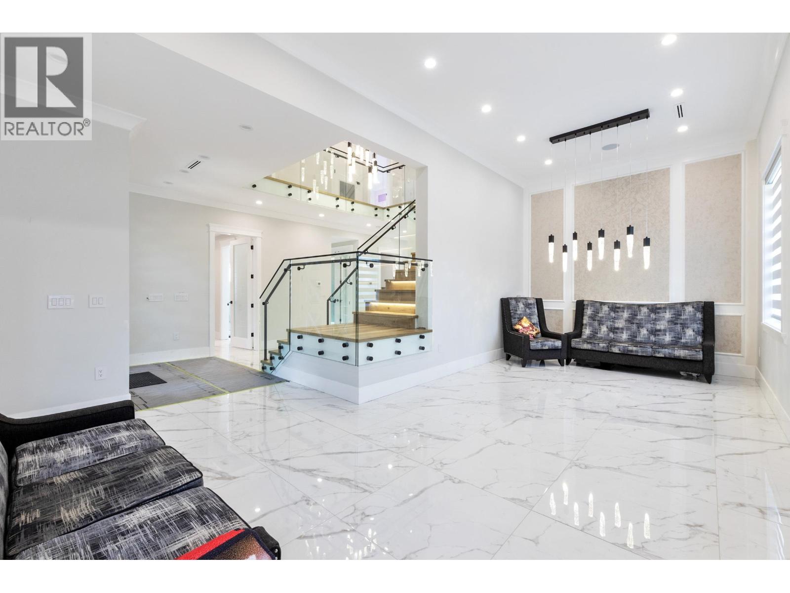 8007 BRADLEY AVENUE, Burnaby