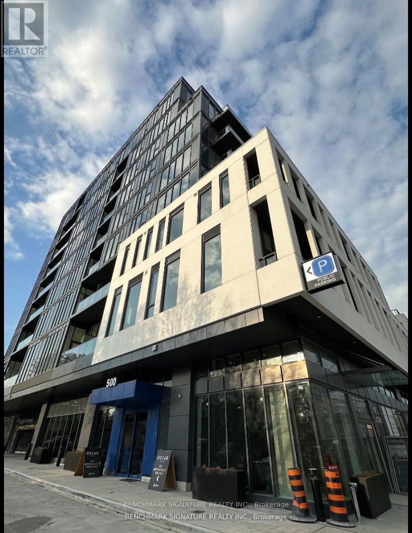 500 Dupont Street 709