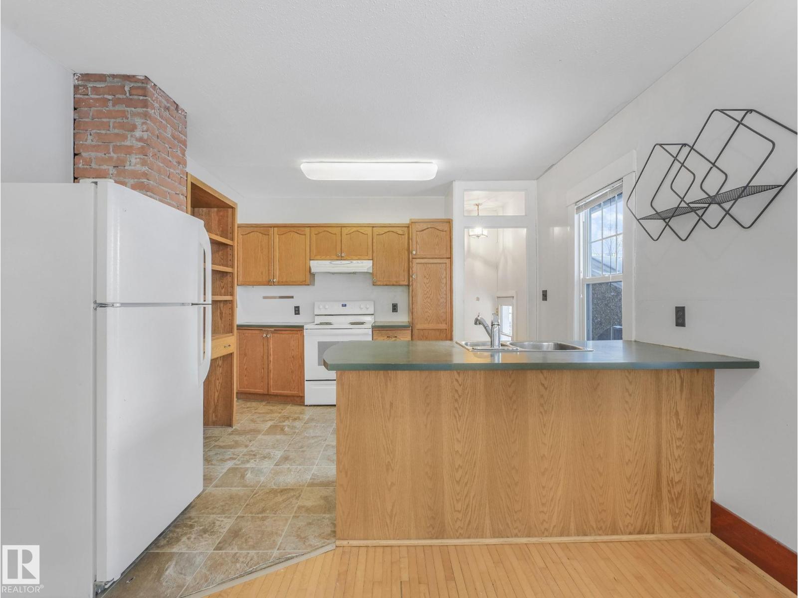 10975 123 ST NW, Edmonton