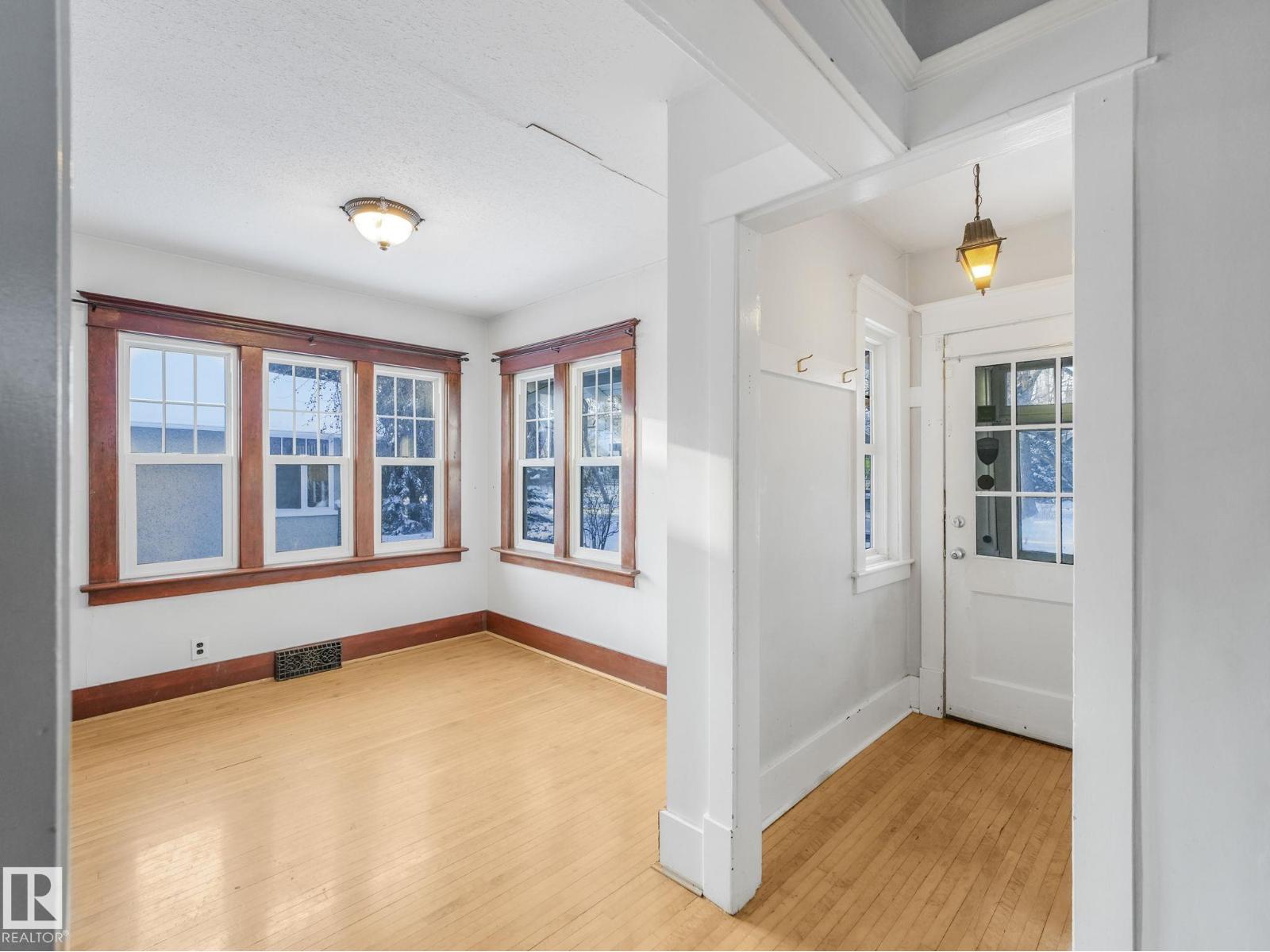 10975 123 ST NW, Edmonton