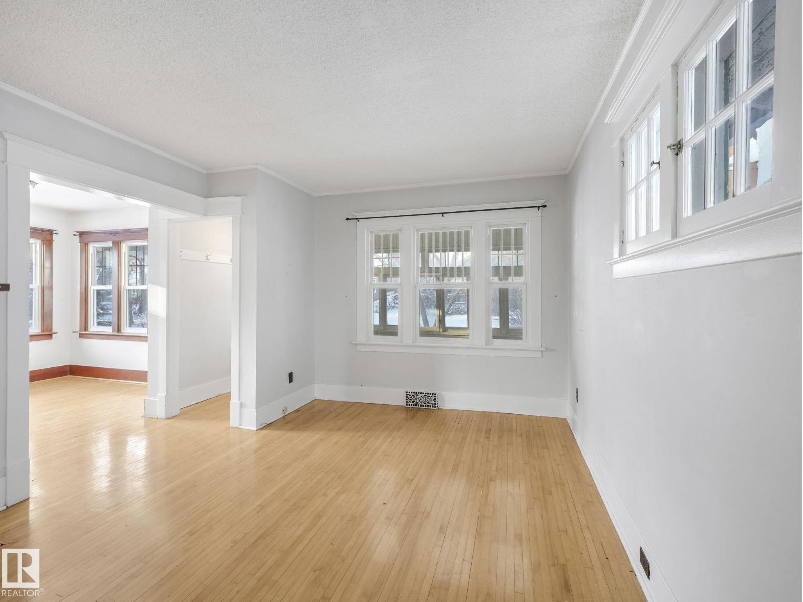 10975 123 ST NW, Edmonton