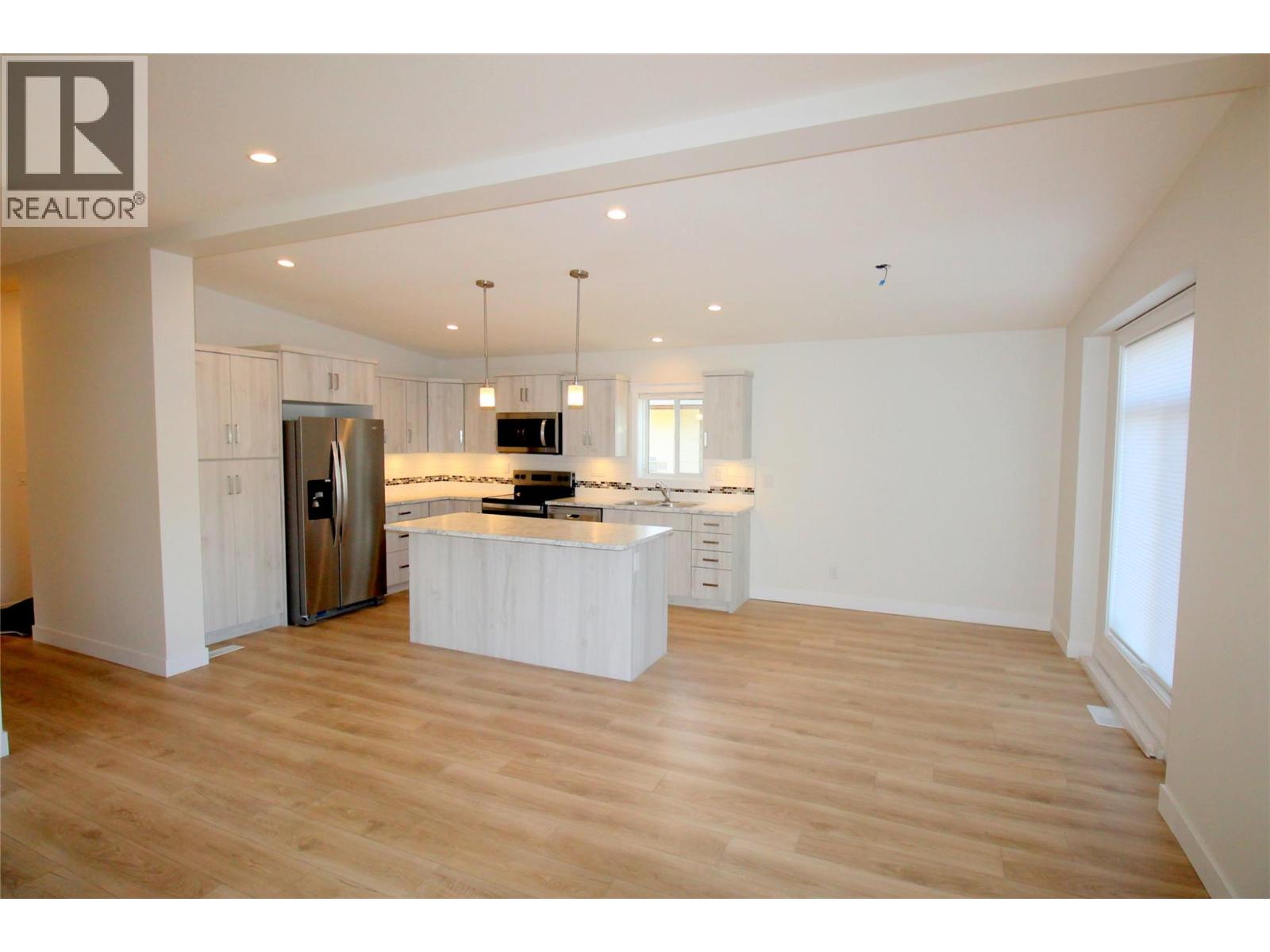 3105 South Main Street Unit# 213, Penticton