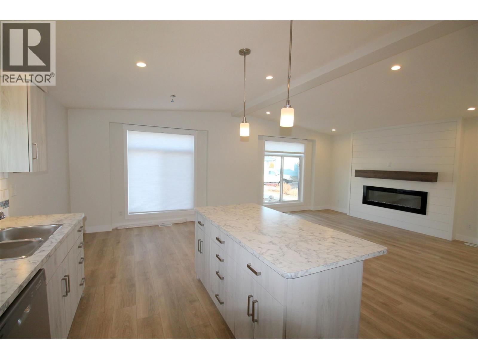 3105 South Main Street Unit# 213, Penticton