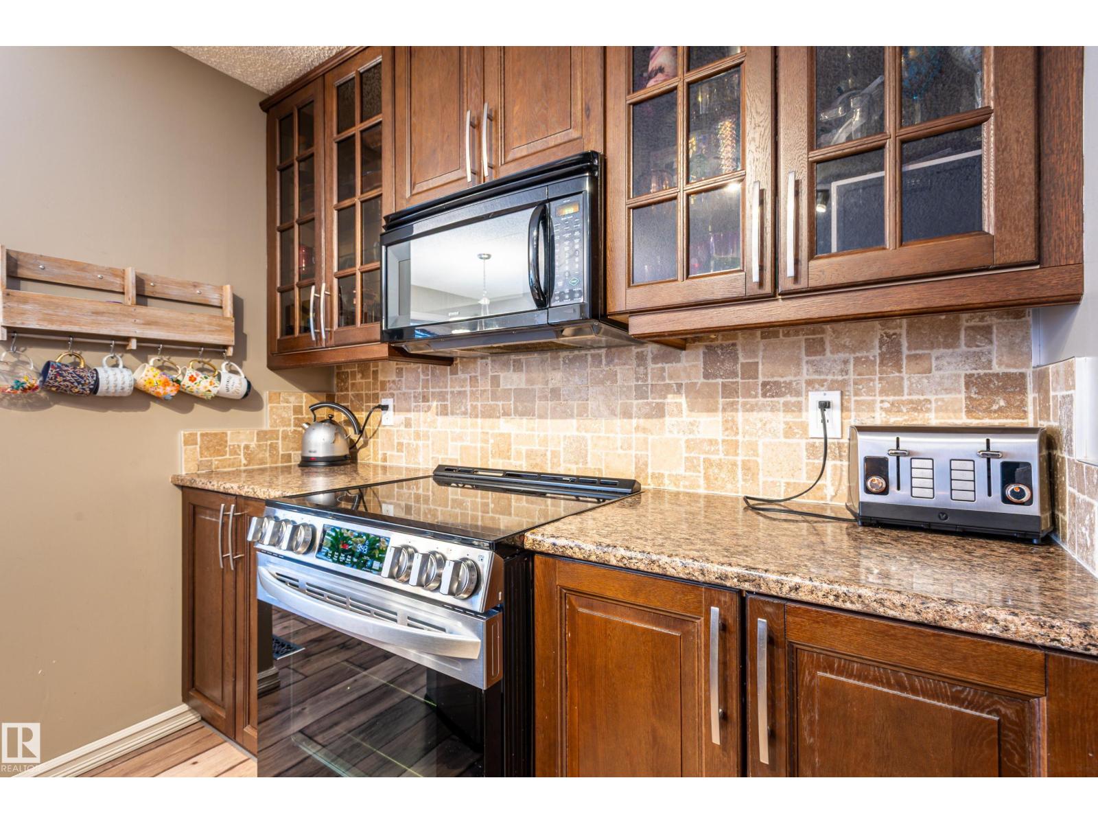 161 Hayward CR NW, Edmonton