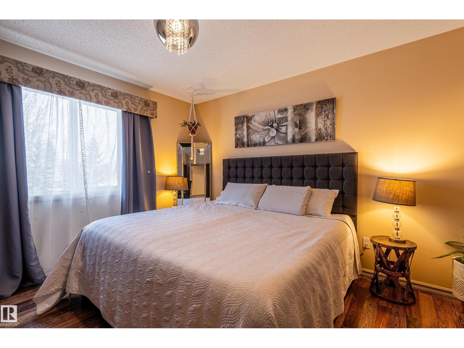 161 Hayward CR NW, Edmonton