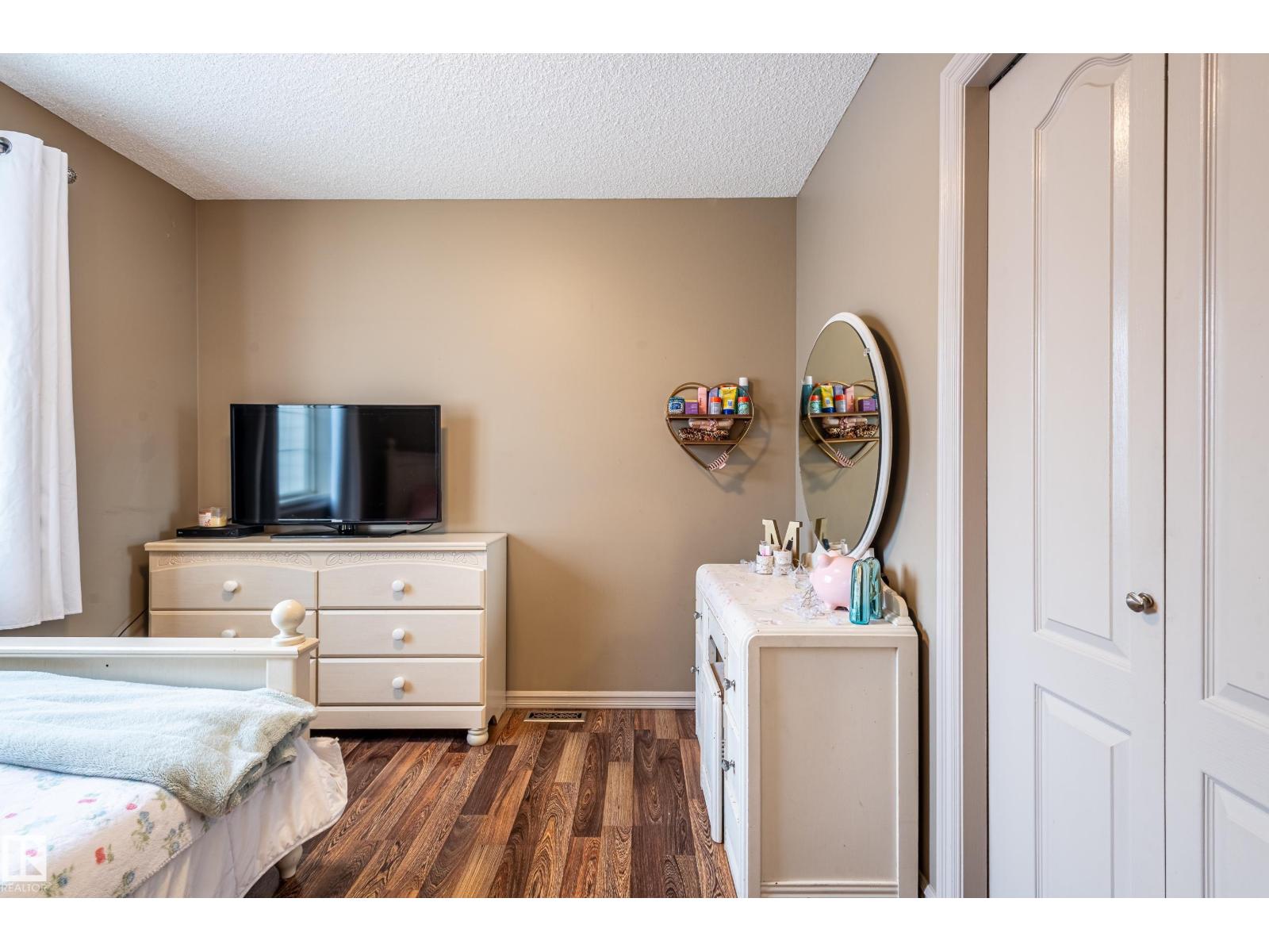 161 Hayward CR NW, Edmonton