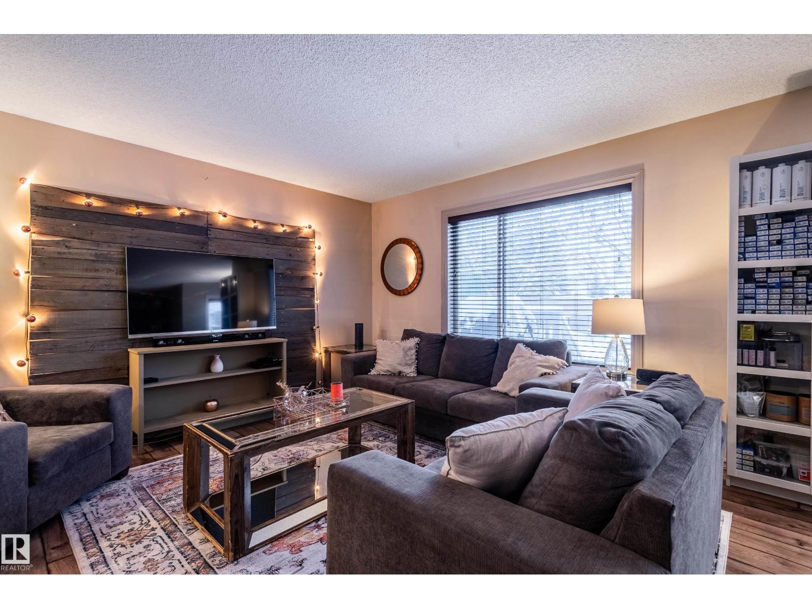 161 Hayward CR NW, Edmonton