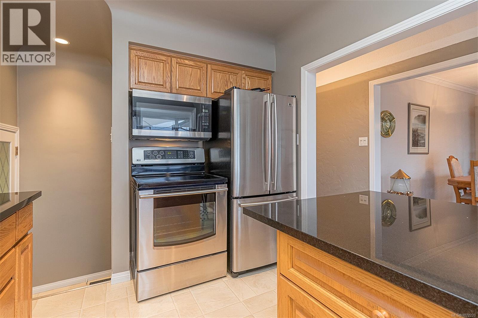  3572 Cedar Hill Road, Saanich