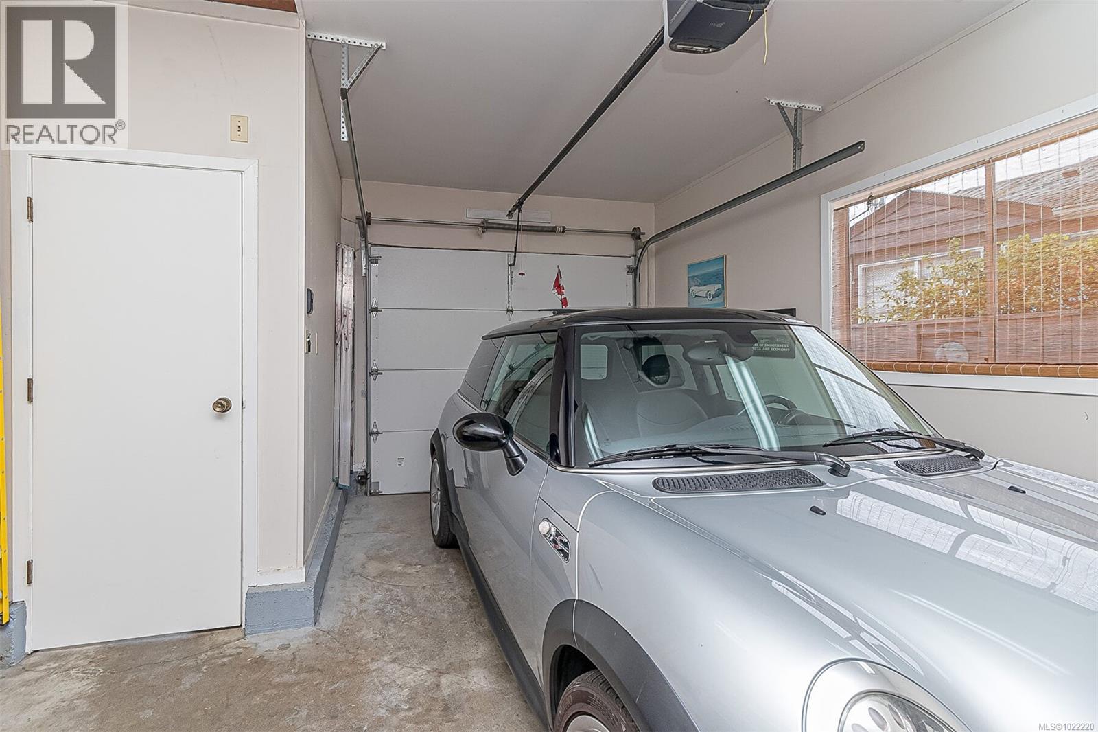  3572 Cedar Hill Road, Saanich