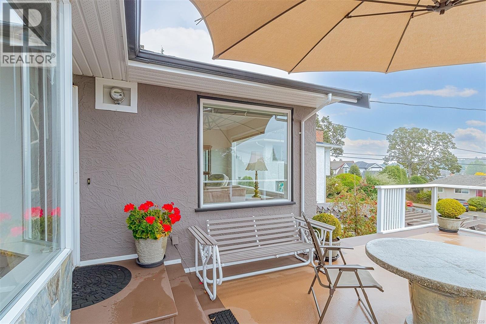  3572 Cedar Hill Road, Saanich